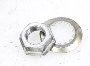 ÉCROU PIGNON SORTIE BOÎTE VITESSES