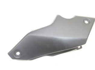 CACHE SOUS SELLE DROIT