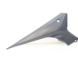 CACHE SOUS SELLE DROIT