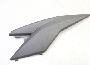 CACHE SOUS SELLE GAUCHE