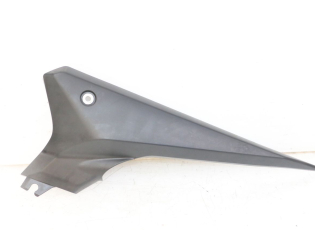 CACHE SOUS SELLE GAUCHE