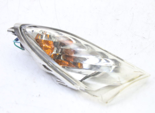 CLIGNOTANT AVANT DROIT