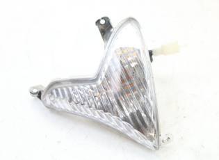 CLIGNOTANT AVANT DROIT