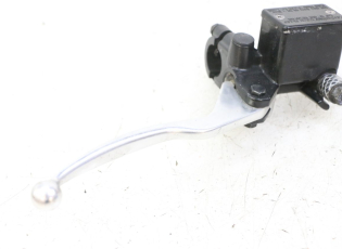 MAITRE CYLINDRE AVANT