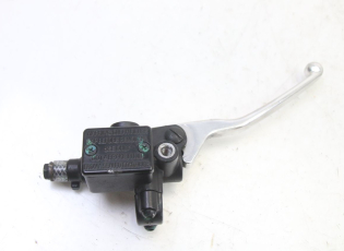 MAITRE CYLINDRE AVANT