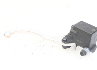 MAITRE CYLINDRE AVANT