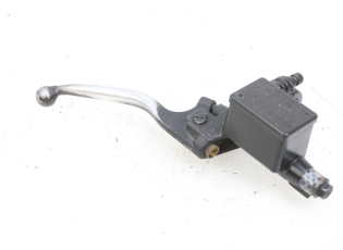 MAITRE CYLINDRE AVANT