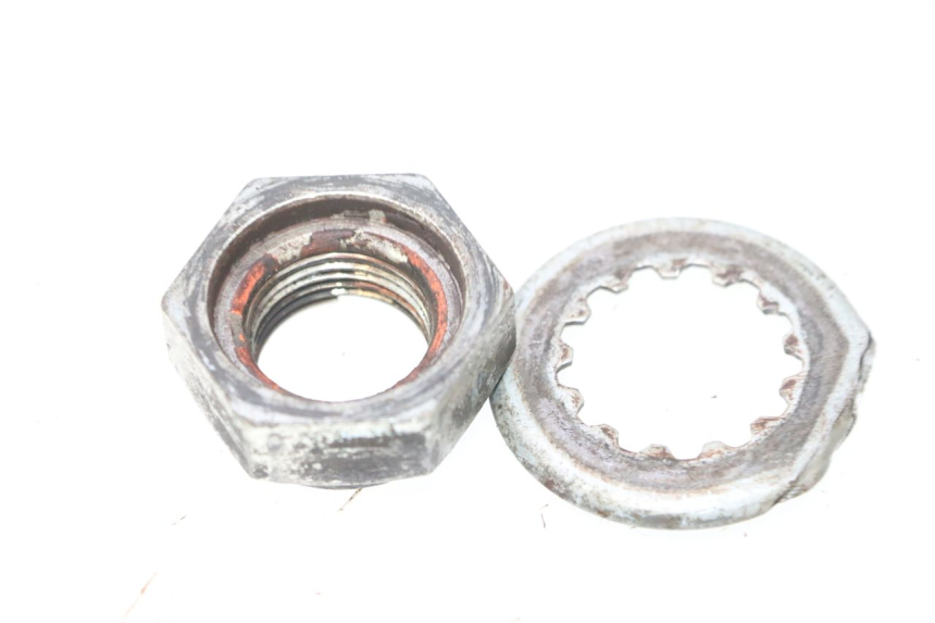 photo de MOER TANDWIEL UITGANG VERSNELLINGSBAK SUZUKI SV S 650 (2003 - 2009) - Detail van het onderdeel