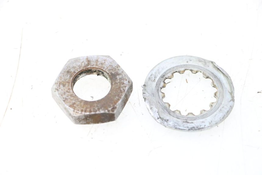 photo de MOER VOOR AANDRIJFWIEL VAN DE VERSNELLINGSBAK YAMAHA YZF R GENESIS 750 (1993 - 1998) - Detail van het onderdeel