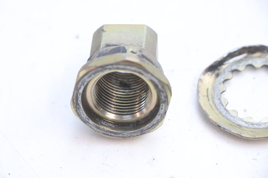 photo de MOER DRAAIWIEL UITGANG VERSNELLINGSBAK KAWASAKI ZX-6R ZX6R 600 (2000 - 2002) - Zoom op gebruiksstaat