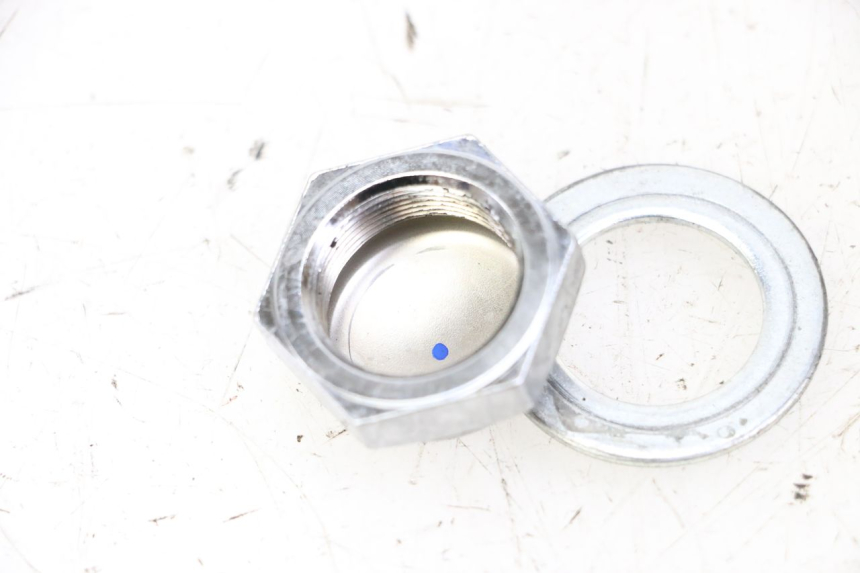 photo de MOER VOOR VORKT-STUK SUZUKI GSR 750 (2011 - 2017) - Zoom op gebruiksstaat