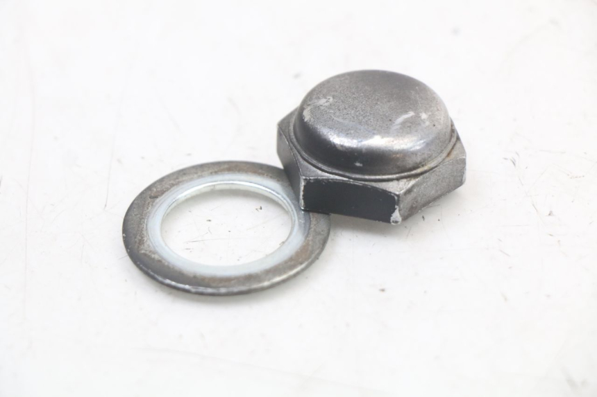 photo de MOER VOOR VORKT-STUK SUZUKI GSR 750 (2011 - 2017) - Hoofdaanzicht