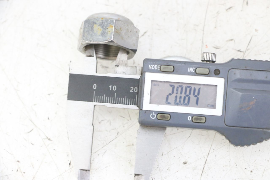 photo de MOER VOOR VORKT-STUURHUIS YAMAHA XJ6 ABS 600 (2008 - 2016) - Detail van het onderdeel