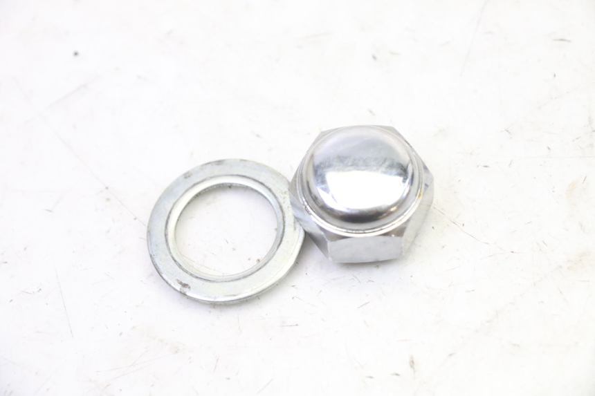 photo de MOER VOOR VORKT-STUURHUIS YAMAHA XJ6 ABS 600 (2008 - 2016) - Detail van het onderdeel