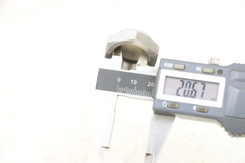 photo de VORK T-STUK MOER KAWASAKI ZR 7 750 (1999 - 2004) - Detail van het onderdeel