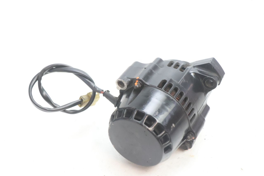 photo de Alternator KAWASAKI GPX F ZX750F 750 (1986 - 1990) - Zoom op gebruiksstaat