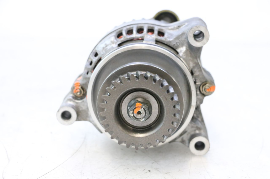 photo de Alternator SUZUKI GSF N BANDIT 1200 (2001 - 2005) - Gecontroleerd onderdeel