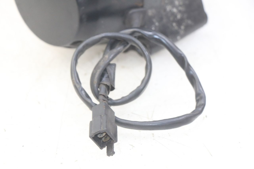 photo de ALTERNATOR SUZUKI GSX-F GSX  F 1100 (1988 - 1994) - Technische close-up