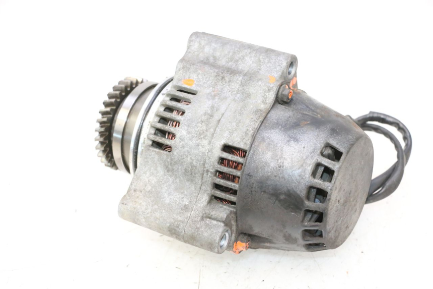 photo de Alternator SUZUKI GSX F GSXF 750 (1988 - 1998) - Bevestigingspunten