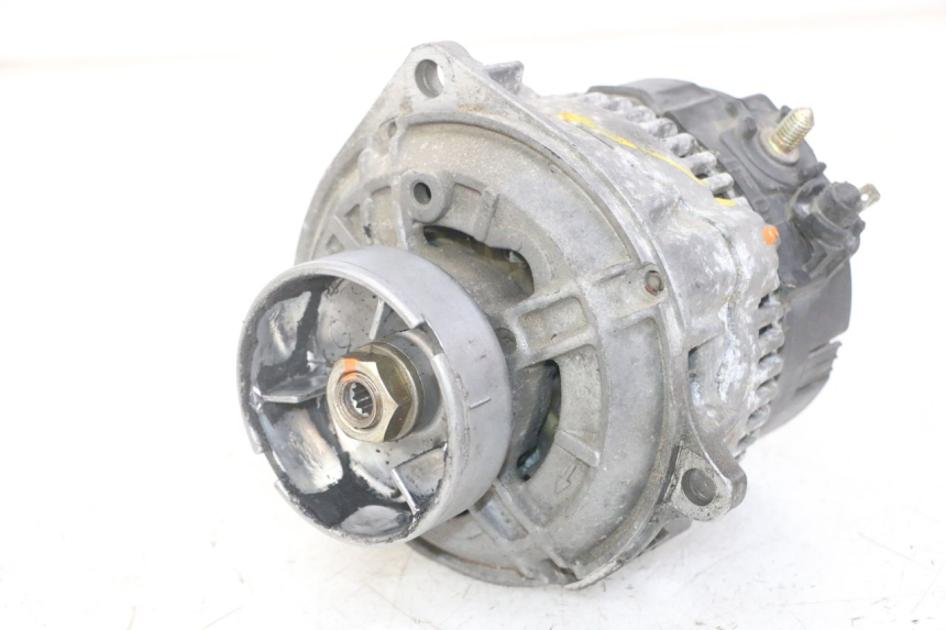 photo de ALTERNATOR BMW K 75 RT 750 (1989 - 1997) - Hoofdaanzicht