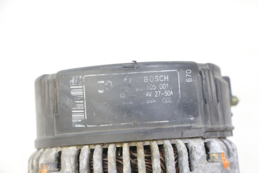 photo de ALTERNATOR BMW K 75 RT 750 (1989 - 1997) - Detail van het onderdeel