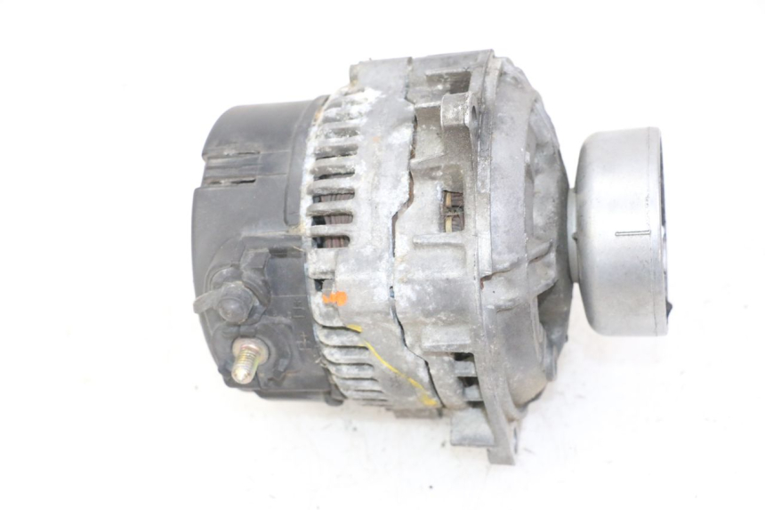 photo de ALTERNATOR BMW K 75 RT 750 (1989 - 1997) - Andere kijkhoek