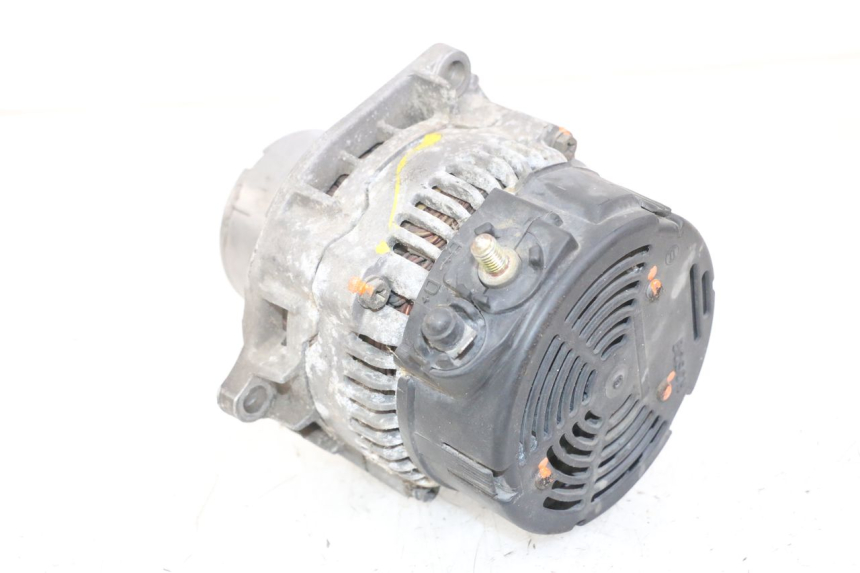 photo de ALTERNATOR BMW K 75 RT 750 (1989 - 1997) - Bevestigingspunten