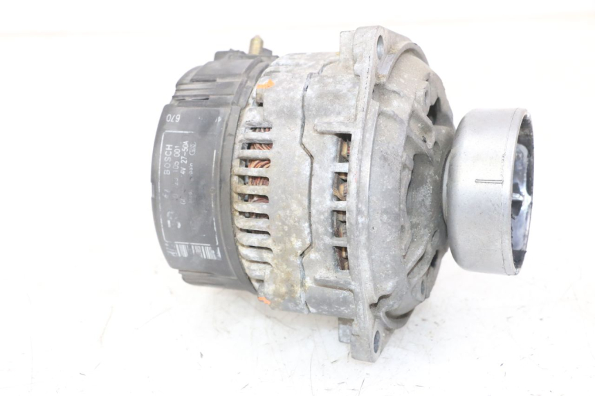 photo de ALTERNATOR BMW K 75 RT 750 (1989 - 1997) - Gecontroleerd onderdeel