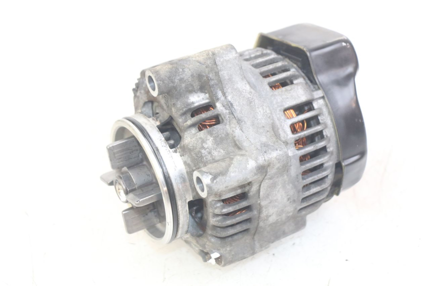 photo de ALTERNATOR TRIUMPH SPRINT ST 955 (1999 - 2001) - Hoofdaanzicht