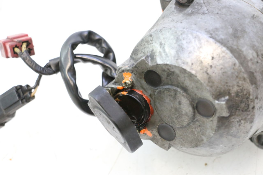 photo de Alternator HONDA ST PAN EUROPEAN 1100 (1990 - 2002) - Andere kijkhoek