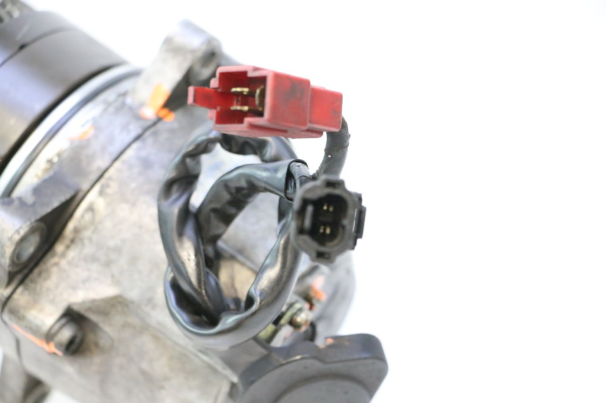 photo de Alternator HONDA ST PAN EUROPEAN 1100 (1990 - 2002) - Markeringen en referenties