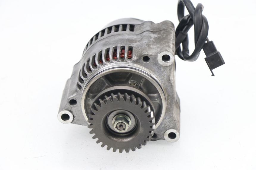 photo de ALTERNATOR SUZUKI GSXF GSX F 600 (1988 - 1997) - Overzicht