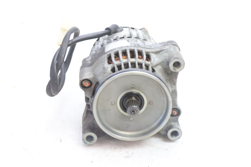 photo de Alternator YAMAHA XJR 1300 (1998 - 2002) - Andere kijkhoek