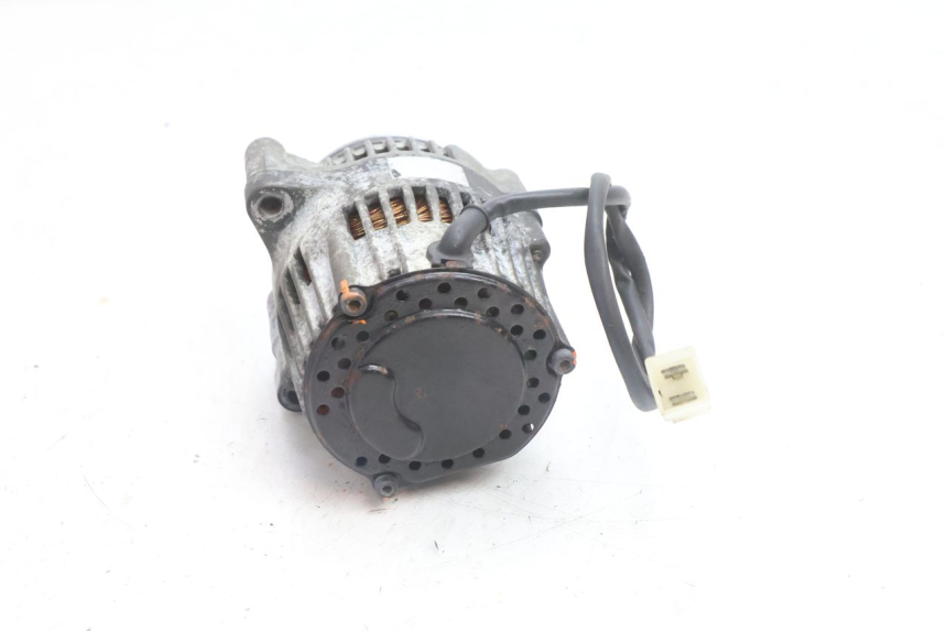 photo de Alternator YAMAHA XJR 1300 (1998 - 2002) - Technische close-up