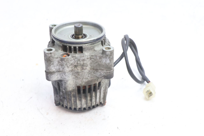 photo de Alternator YAMAHA XJR 1300 (1998 - 2002) - Staat van het oppervlak