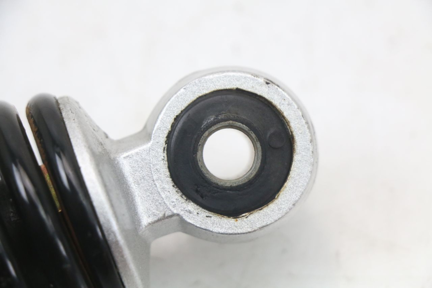 photo de ACHTERSTE SCHOKDEMPER KYMCO AGILITY 4T 50 (2018 - 2022) - Bevestigingspunten