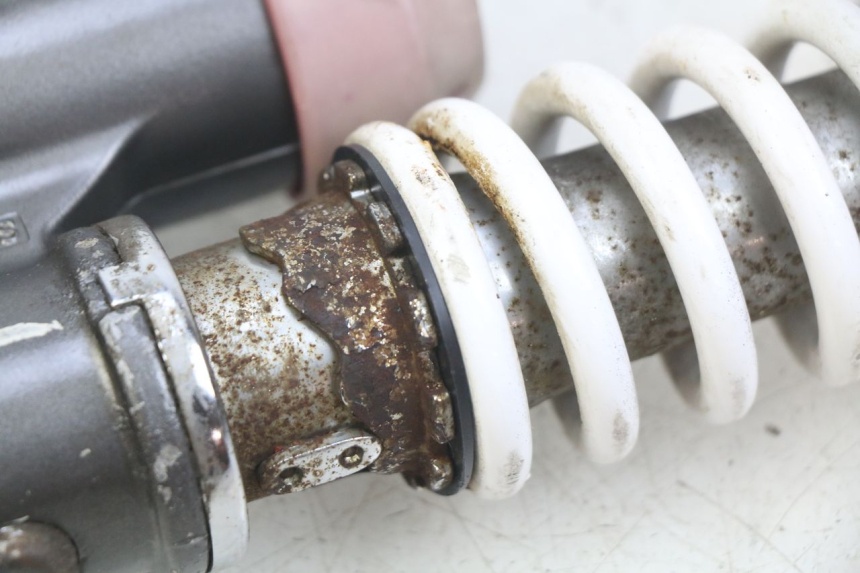 photo de ACHTERSTE SCHOKDEMPER MBK BOOSTER SPIRIT 50 (1999 - 2003) - Markeringen en referenties