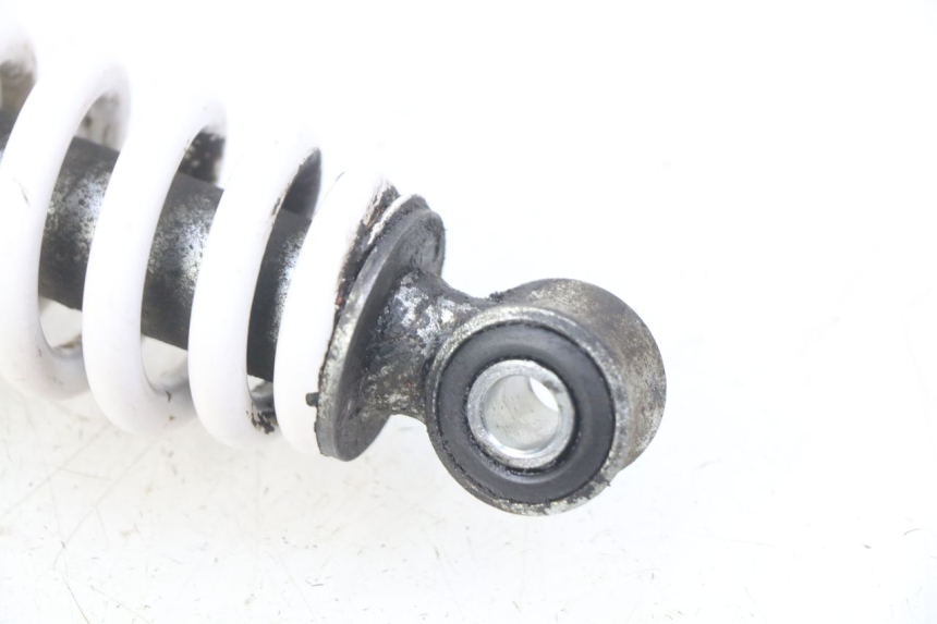 photo de ACHTERSTE SCHOKDEMPER YAMAHA BW'S NAKED 50 (2008 - 2019) - Bevestigingspunten