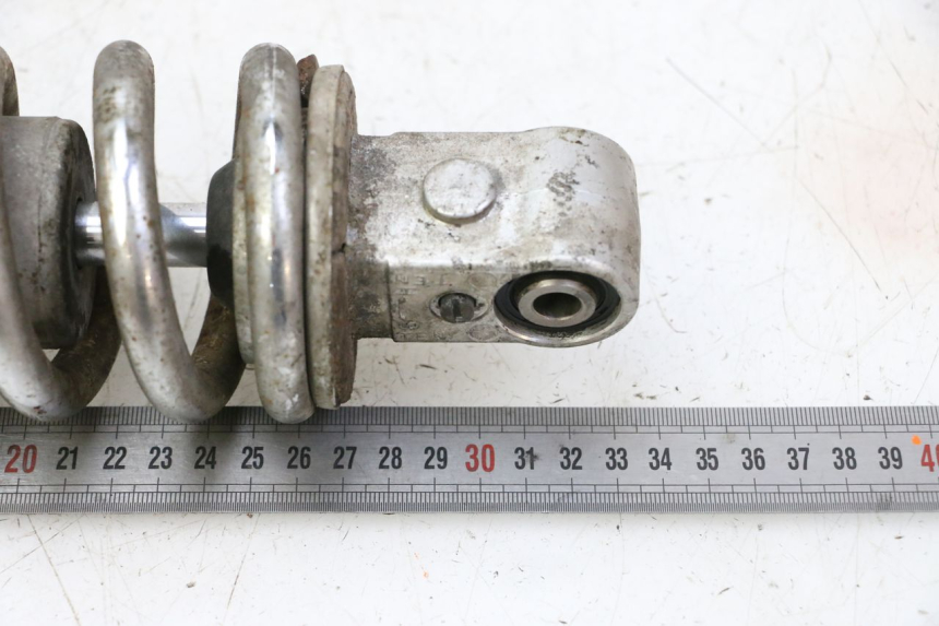 photo de ACHTERSTE SCHOKDEMPER HONDA CBR RR FIREBLADE 900 (1992 - 1994) - Detail van het onderdeel