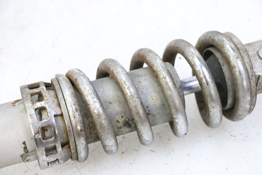 photo de ACHTERSTE SCHOKDEMPER HONDA CBR RR FIREBLADE 900 (1992 - 1994) - Kenmerkende details