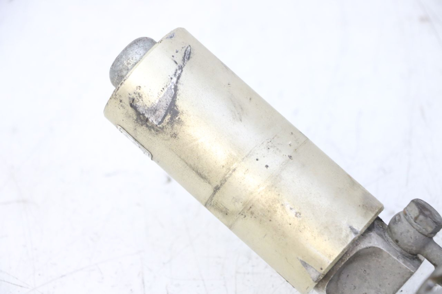 photo de ACHTERSTE SCHOKDEMPER HONDA CBR RR FIREBLADE 900 (1992 - 1994) - Bevestigingspunten