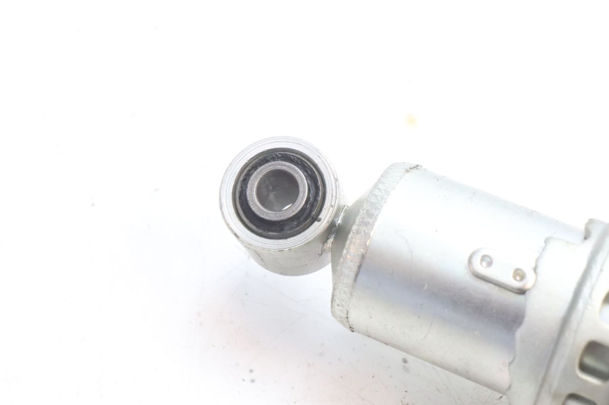 photo de ACHTERSTE SCHOKDEMPER YAMAHA FZ8 800 (2010 - 2016) - Detail van het onderdeel