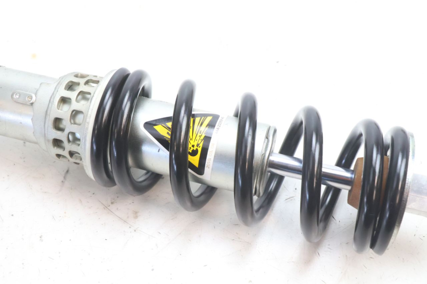 photo de ACHTERSTE SCHOKDEMPER YAMAHA FZ8 800 (2010 - 2016) - Andere kijkhoek