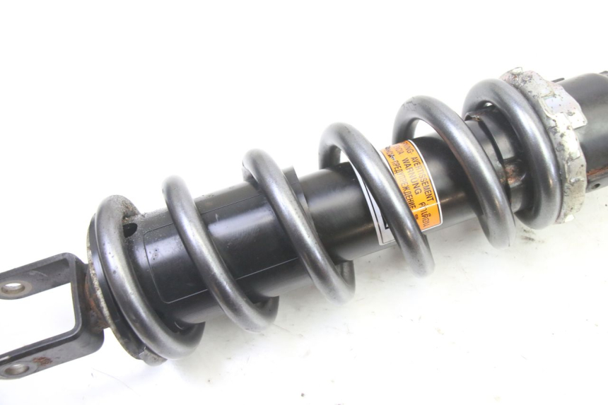 photo de ACHTERSTE SCHOKDEMPER SUZUKI GSR 750 (2011 - 2017) - Zoom op gebruiksstaat