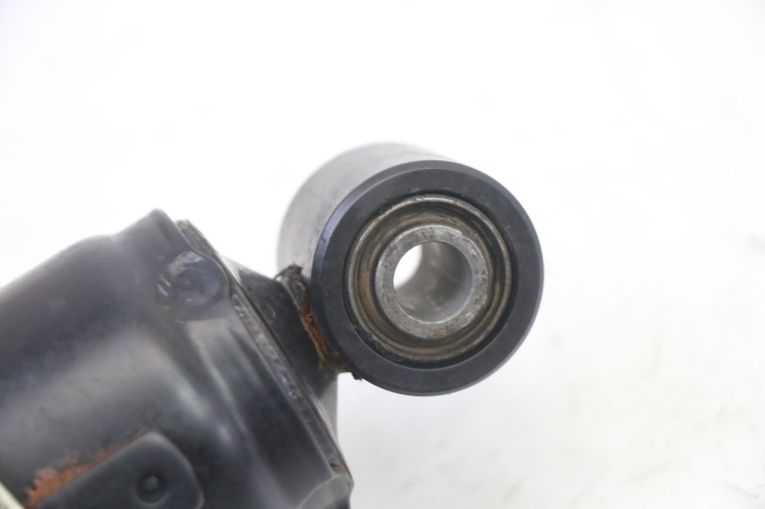 photo de ACHTERSTE SCHOKDEMPER SUZUKI GSR 750 (2011 - 2017) - Technische close-up