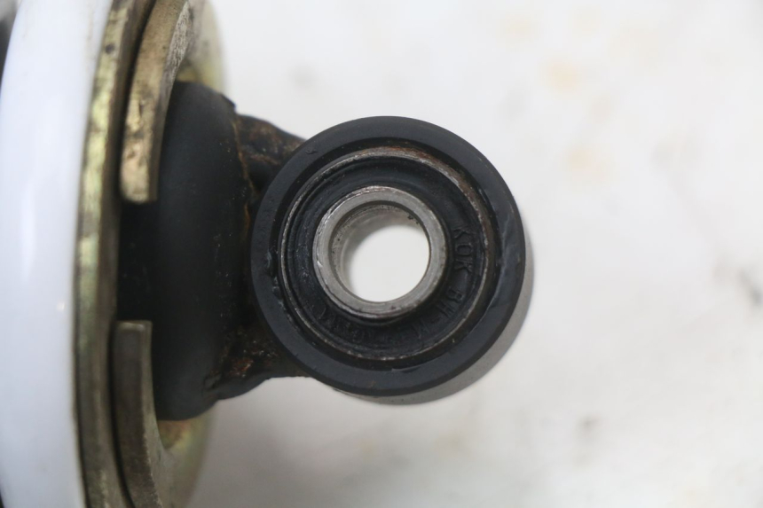 photo de ACHTERSTE SCHOKDEMPER KYMCO K-PW K-PIPE 50 (2012 - 2017) - Bevestigingspunten