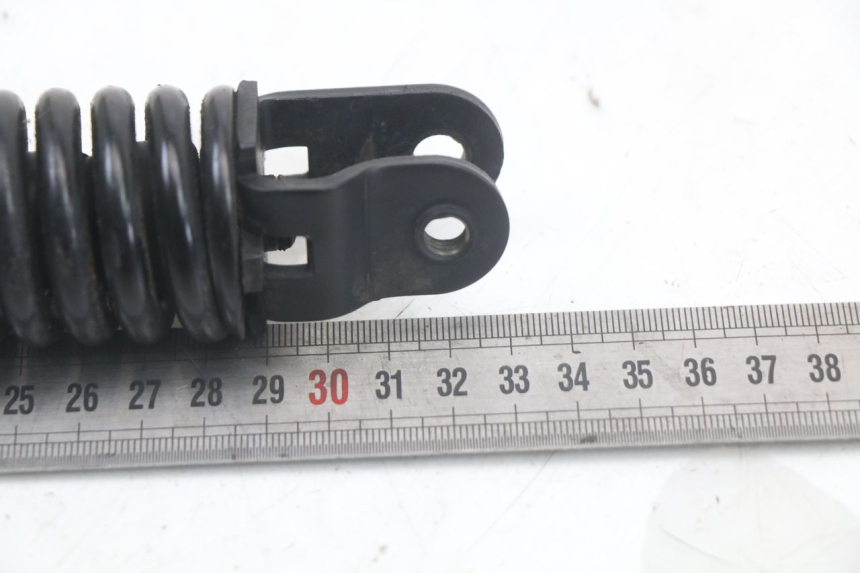 photo de ACHTERSTE SCHOKDEMPER PEUGEOT STREETZONE 4T 50 (2018 - 2023) - Zoom op gebruiksstaat