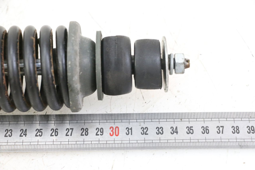 photo de ACHTERSTE SCHOKDEMPER PIAGGIO VESPA LX IE 125 (2010 - 2012) - Detail van het onderdeel