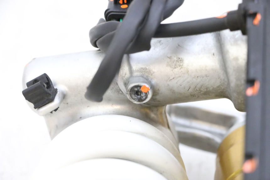 photo de ACHTERSTE SCHOKDEMPER BMW R GS 1250 (2021 - 2024) - Kenmerkende details