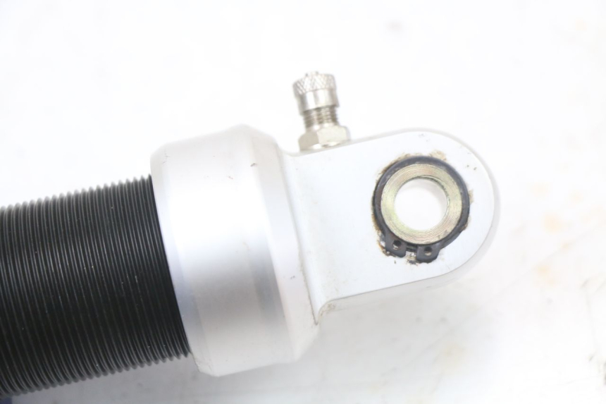 photo de ACHTERSTE SCHOKDEMPER APOLLO RFZ 140 - Bevestigingspunten